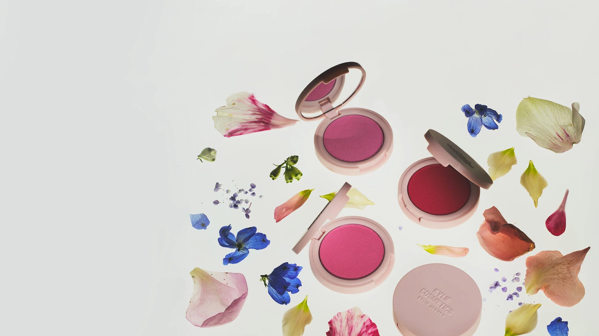 MOTHER'S DAY GIFT GUIDE