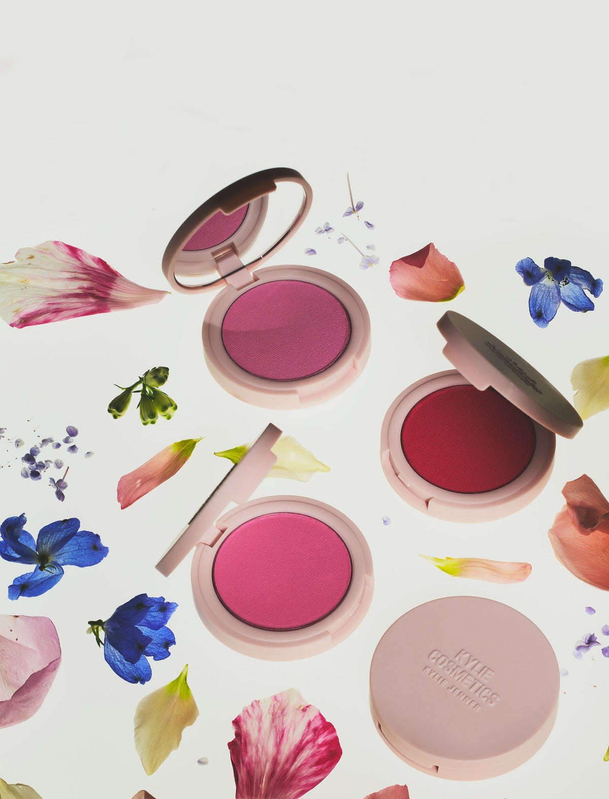 MOTHER'S DAY GIFT GUIDE